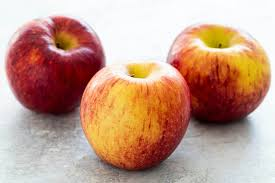 سیب طبیعی بدون واکس مصنوعی با کیفیت بالا و سالم